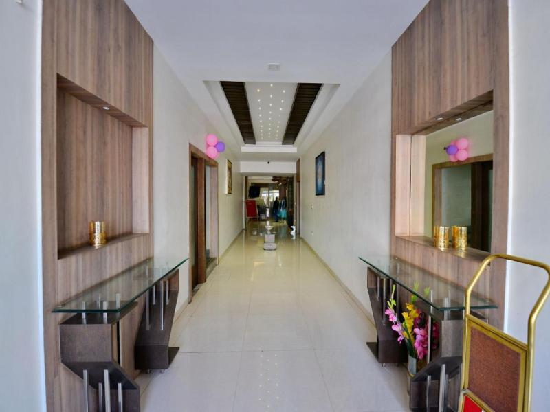 Hotel Samrat image