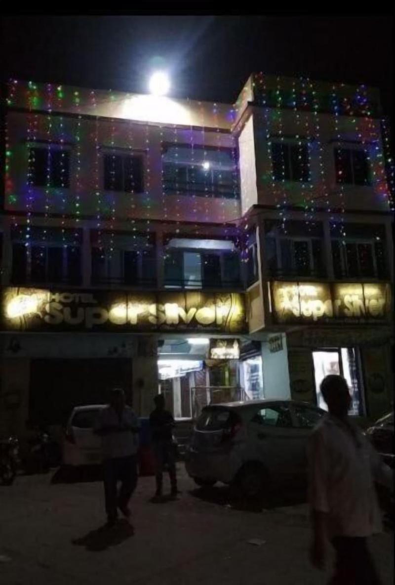 Hotel Samrat