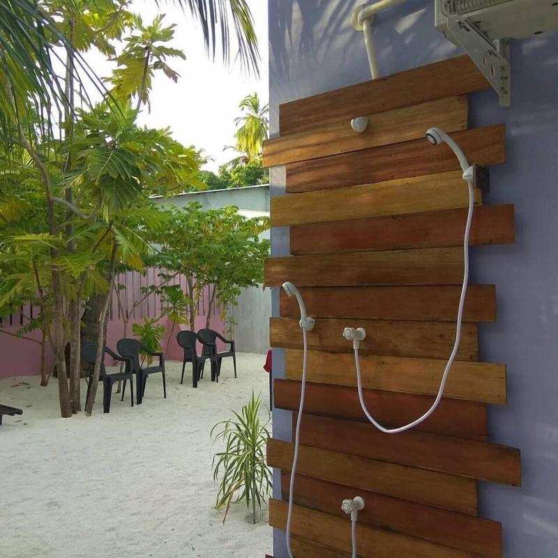 Holiday Inn Veyvah Maldives