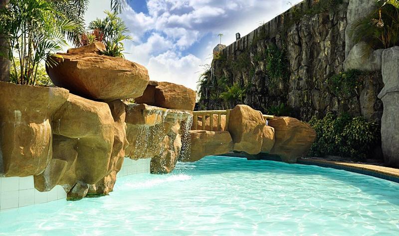 Klir Waterpark Resort image