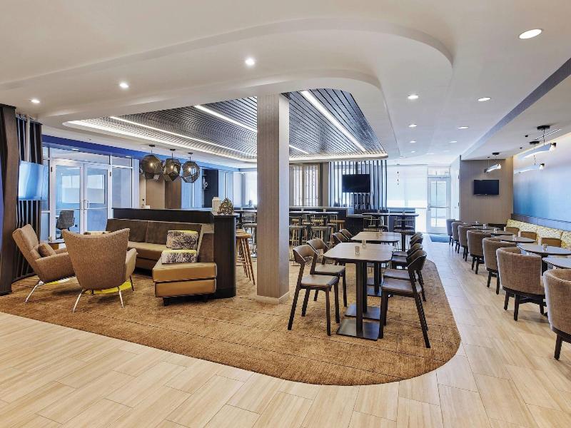 Springhill Suites Chicago - Chinatown image