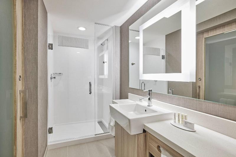 Springhill Suites Chicago - Chinatown image