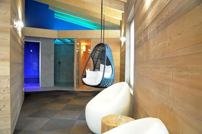 Touring Hotel & Spa image