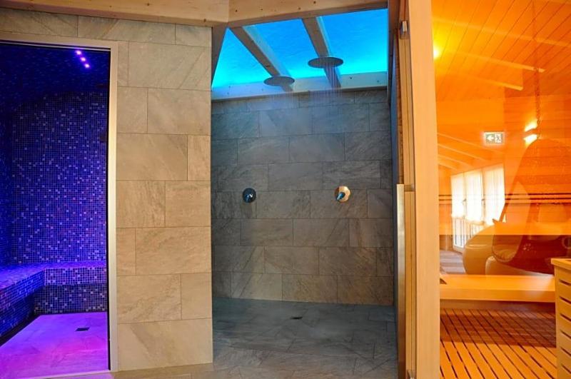 Touring Hotel & Spa image