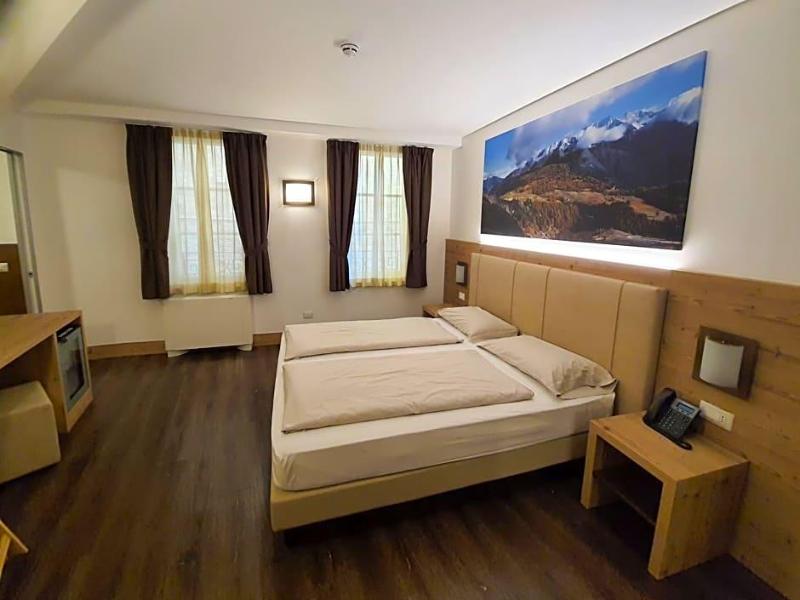 Touring Hotel & Spa image