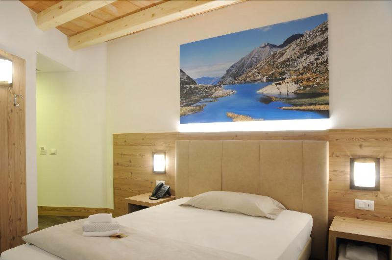 Touring Hotel & Spa image