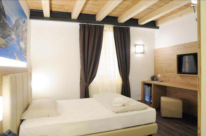 Touring Hotel & Spa image