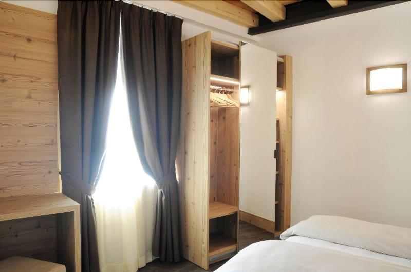 Touring Hotel & Spa image