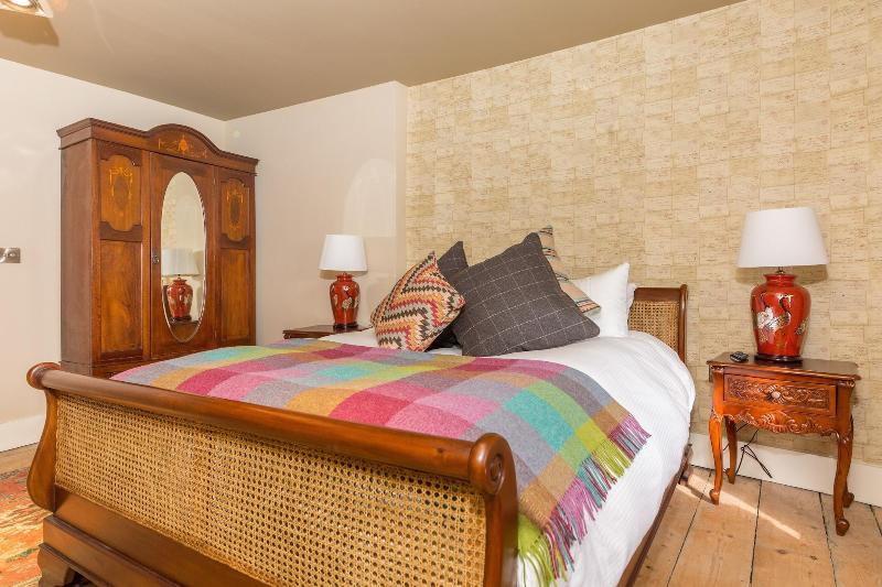 The Bull Hotel image