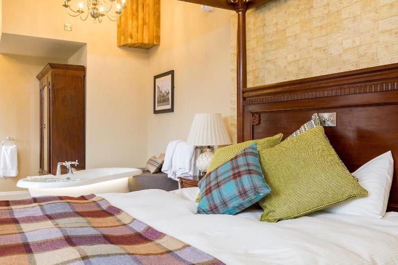 The Bull Hotel image
