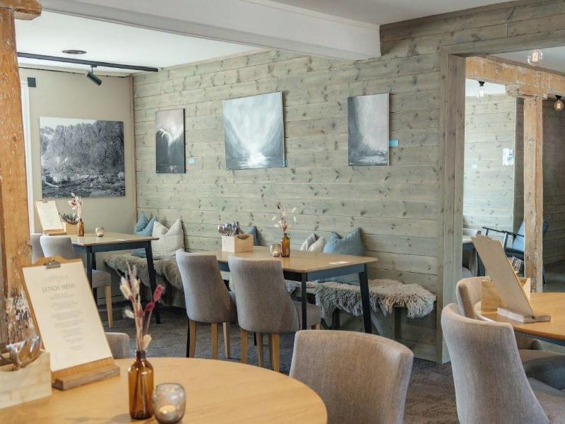 Brygga Restaurant & Room image