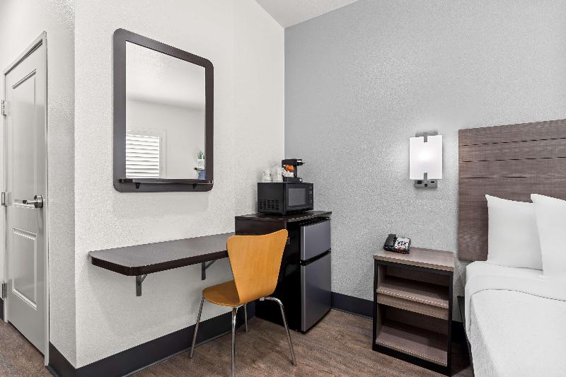 SureStay by Best Western Livingston Merced County image