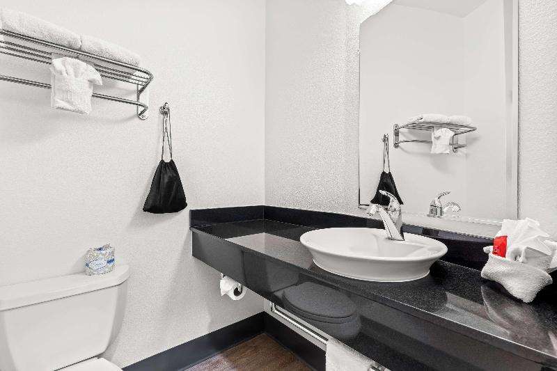 SureStay by Best Western Livingston Merced County image
