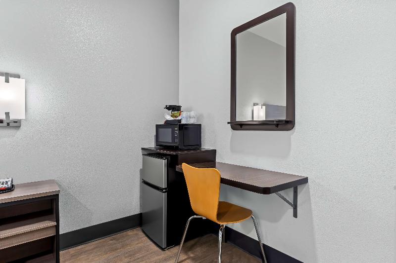 SureStay by Best Western Livingston Merced County image