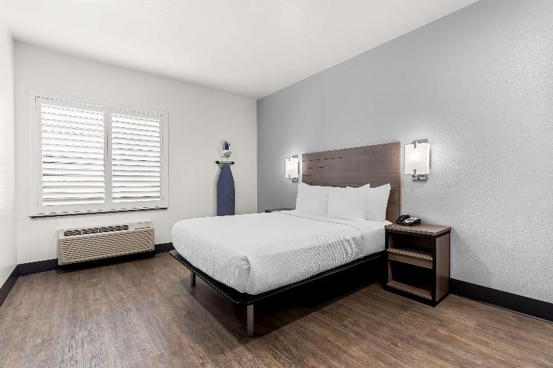 SureStay by Best Western Livingston Merced County image