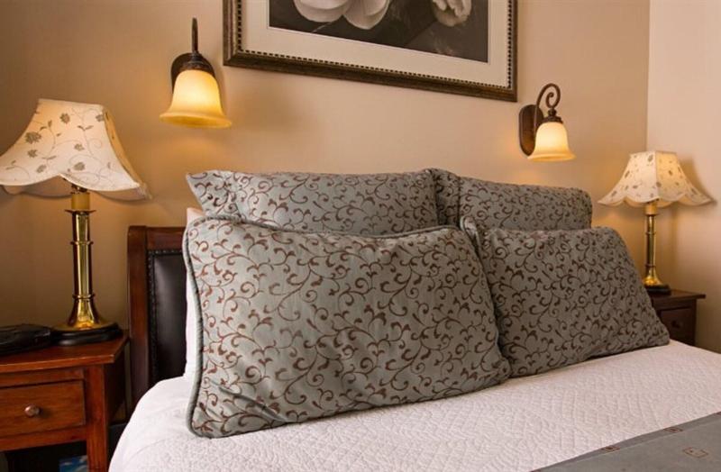 The Victoria Inn image