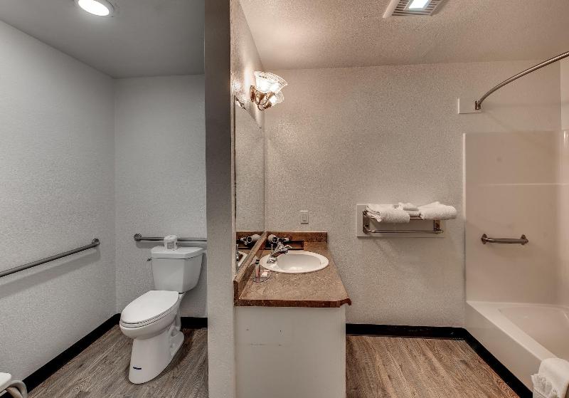 Angels Inn image