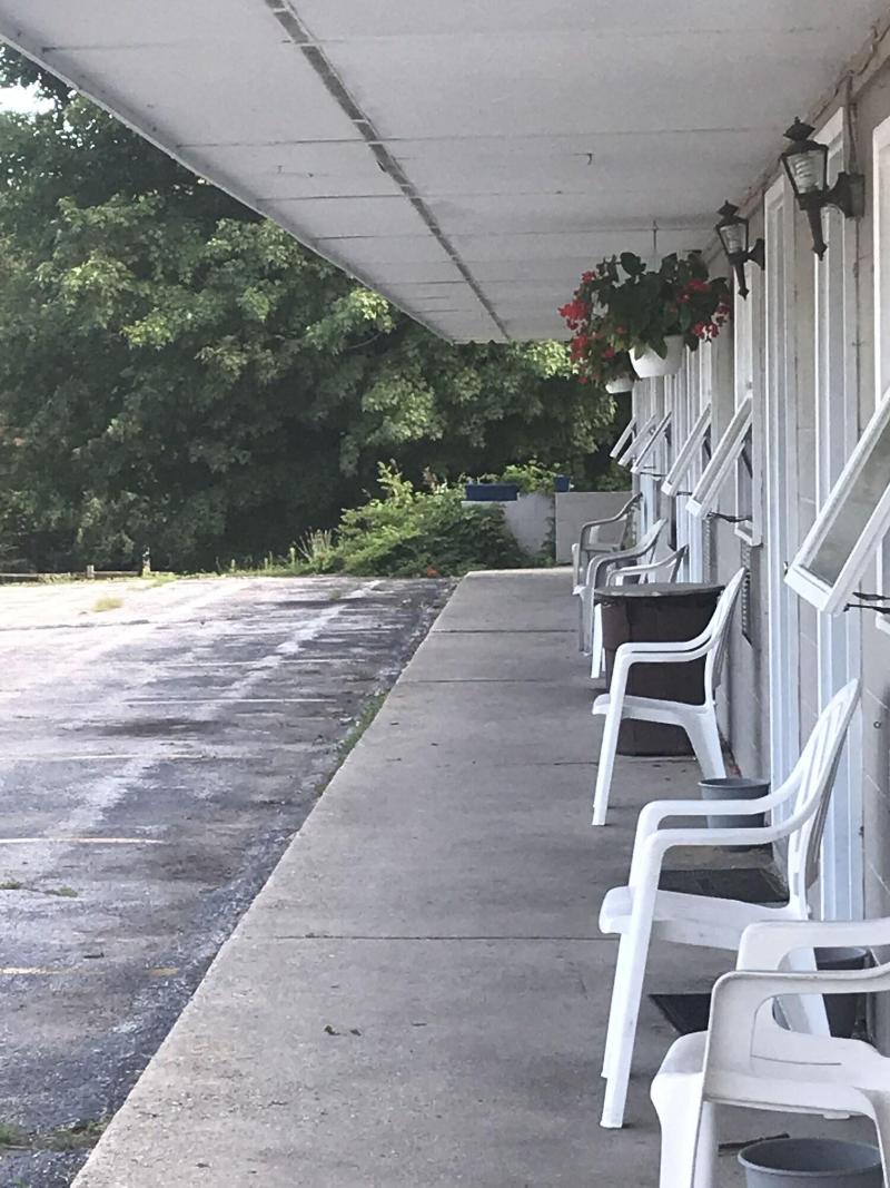 Gateway Motel image