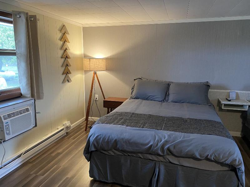 Gateway Motel image