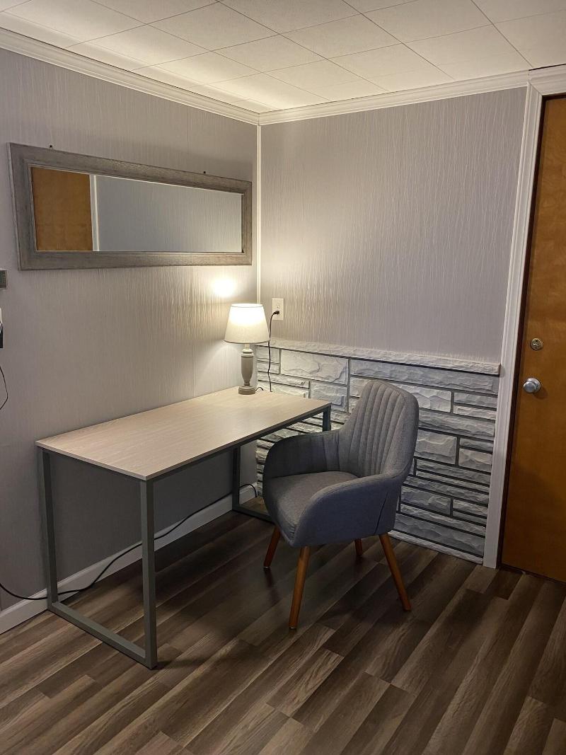 Gateway Motel image