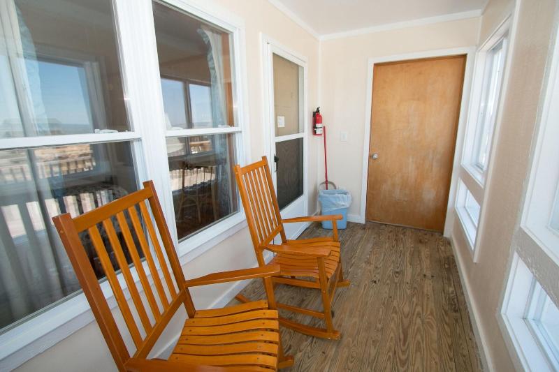 Outer Banks Motel image
