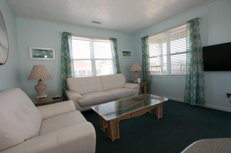 Outer Banks Motel image