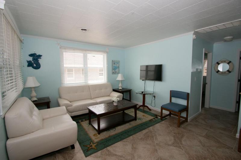 Outer Banks Motel image