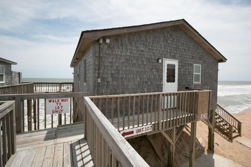 Outer Banks Motel image