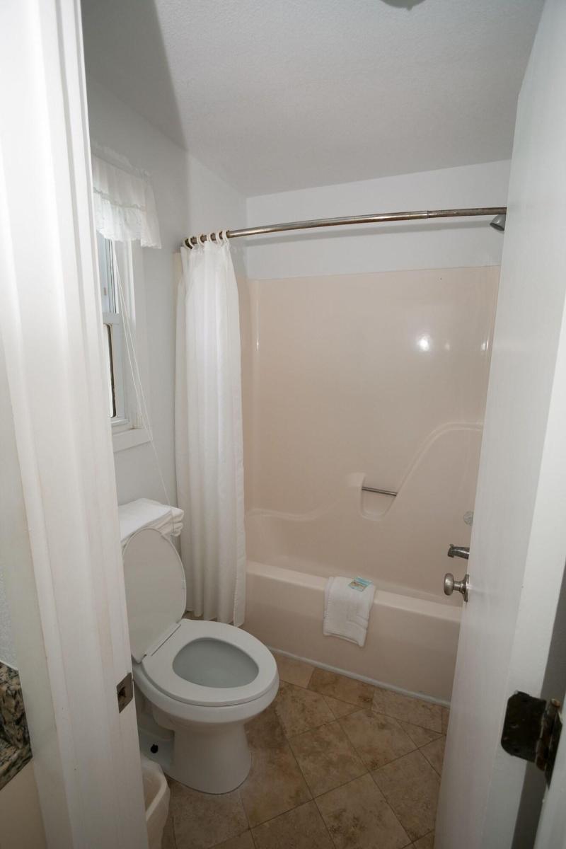 Outer Banks Motel image