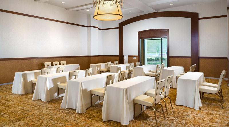 Hotel del Lago Resort & Casino image