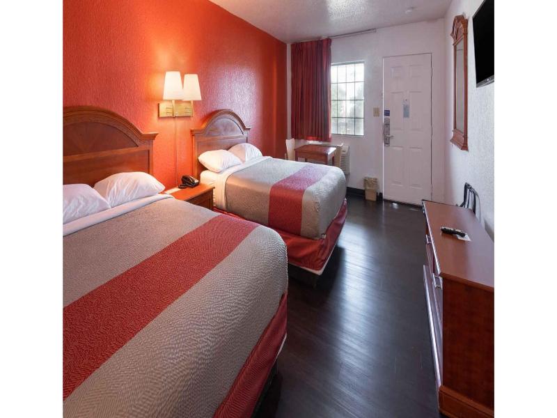 Motel 6 Montgomery, AL - Coliseum image