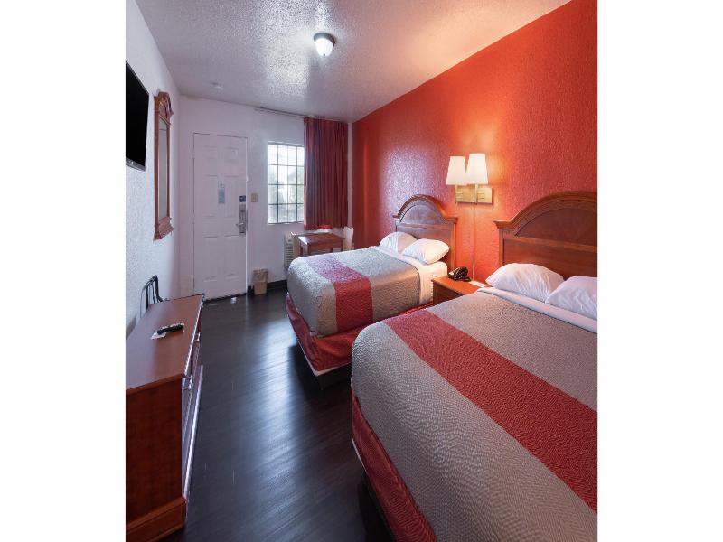 Motel 6 Montgomery, AL - Coliseum image