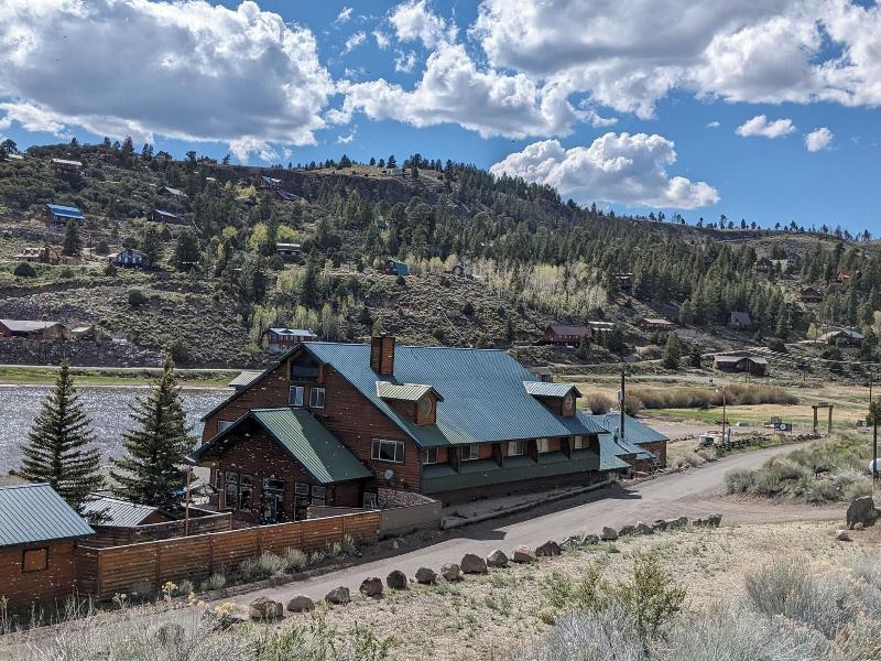 Aspen Cove Resort image
