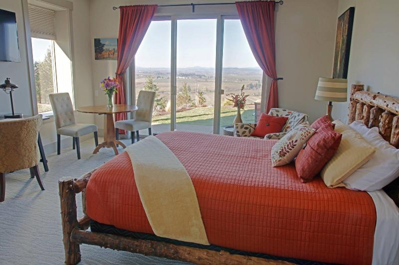 Bella Collina Bed & Breakfast image