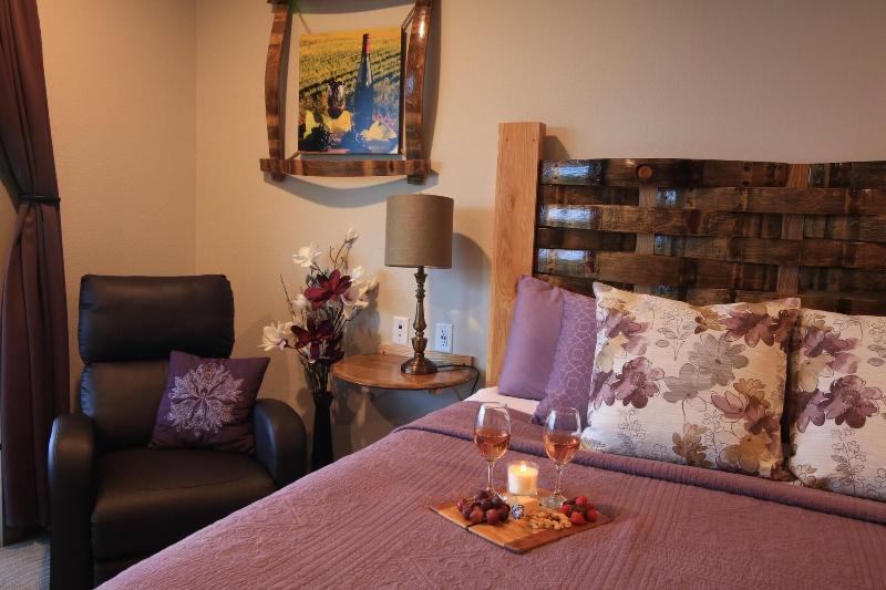 Bella Collina Bed & Breakfast image