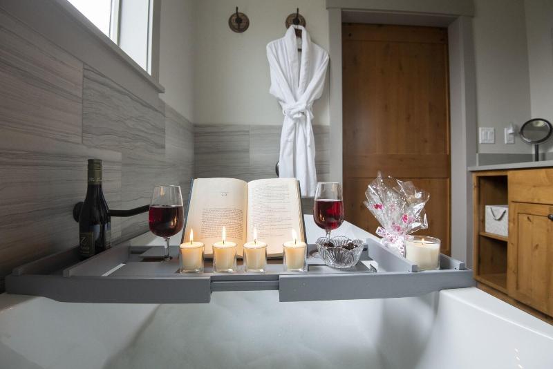Bella Collina Bed & Breakfast image