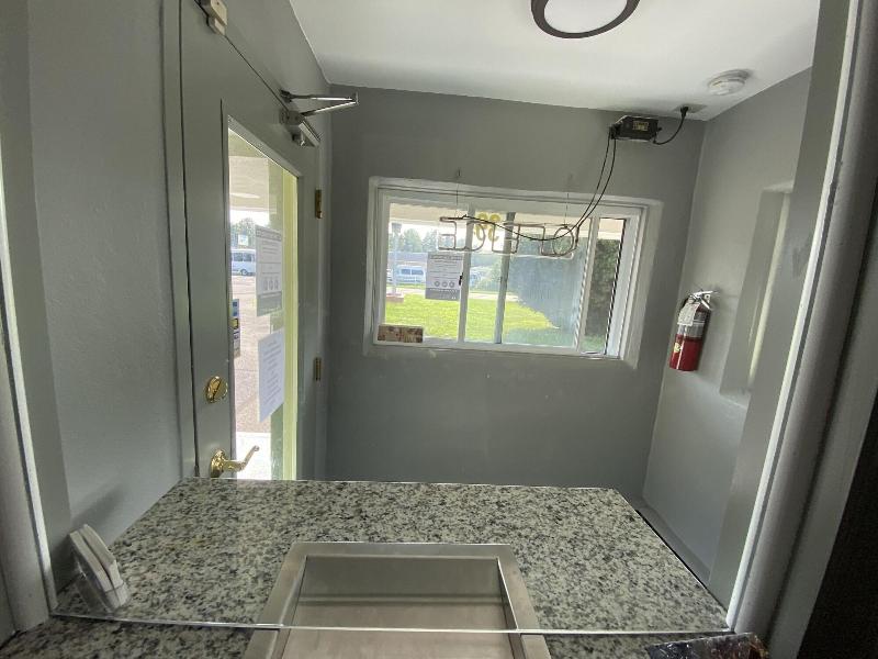 Red Carpet Inn And Suites image