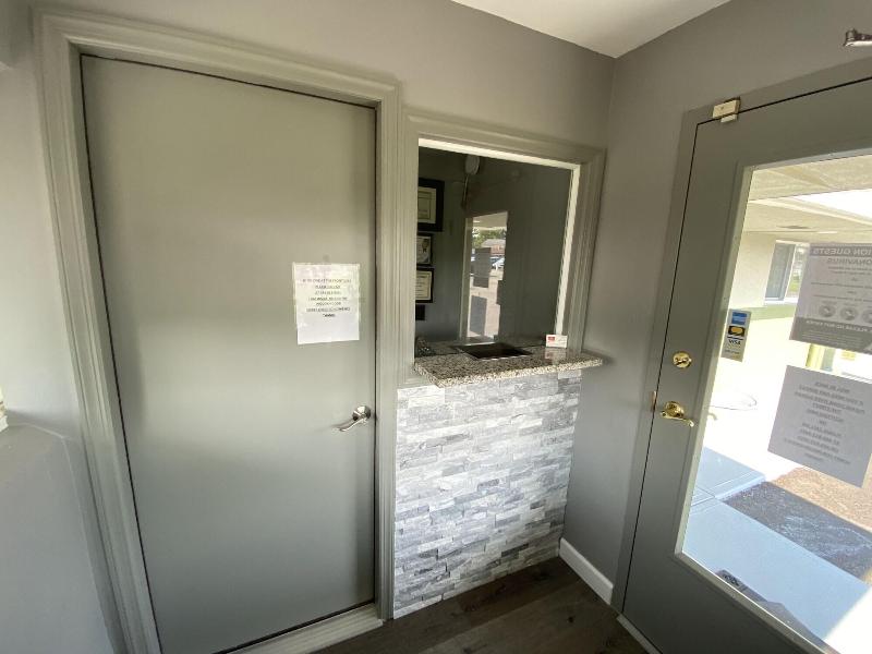 Red Carpet Inn And Suites image
