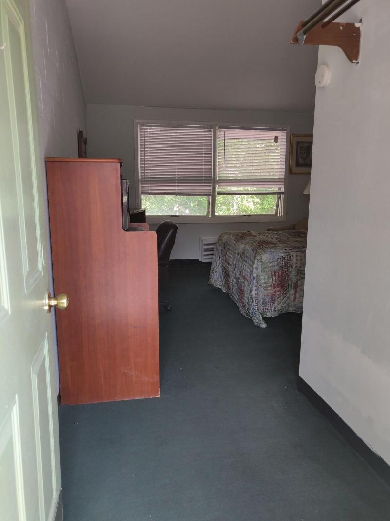 Hill Top Motel image