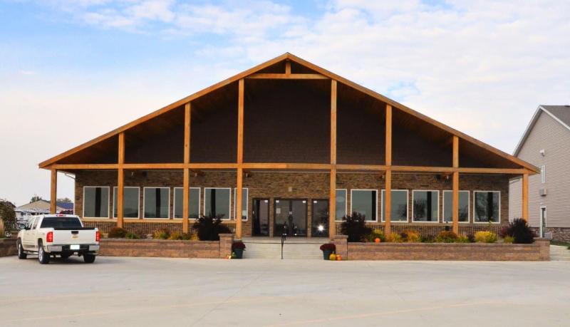 Cobblestone Inn and Suites - Lake View image