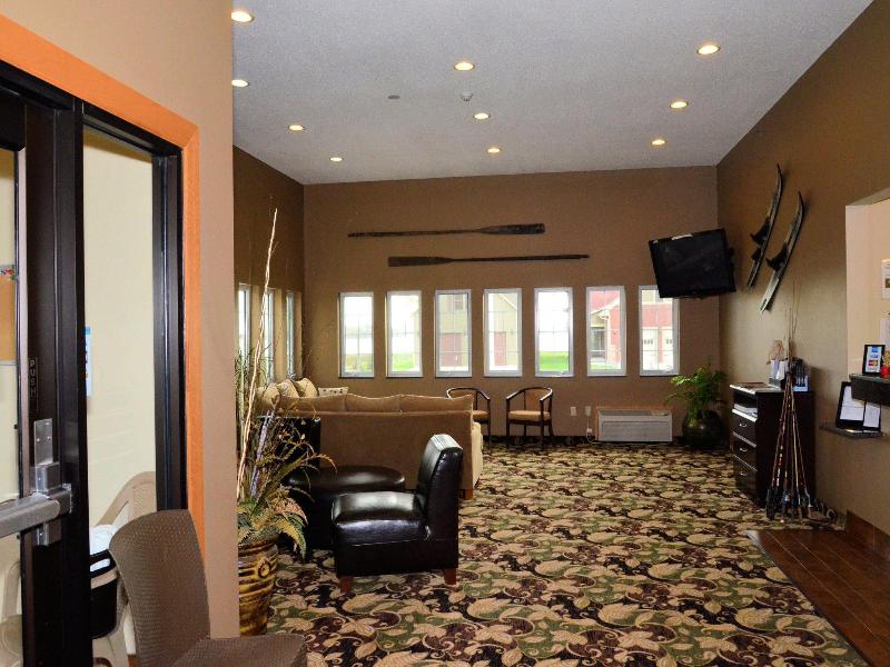 Cobblestone Inn and Suites - Lake View image