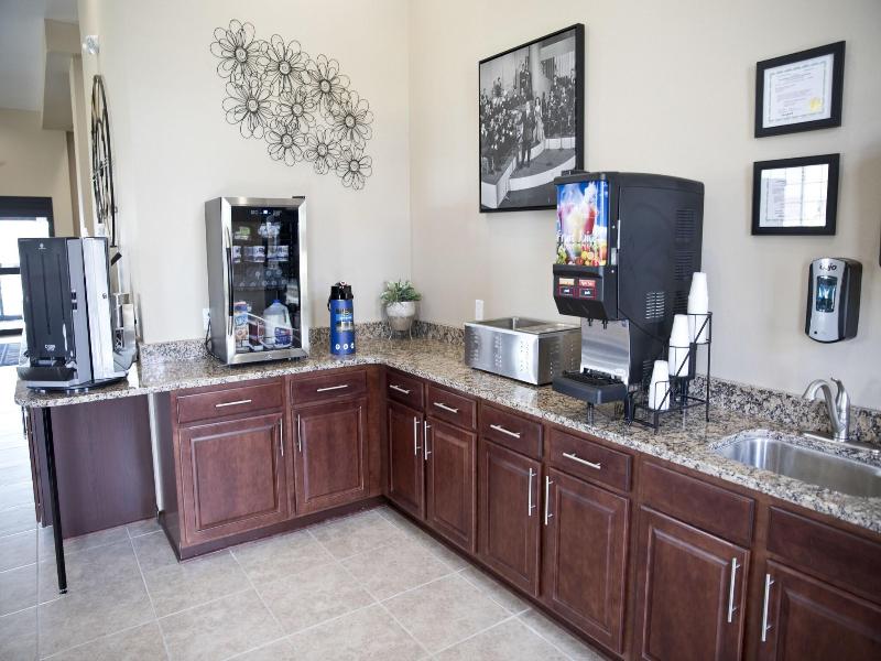 Cobblestone Inn & Suites - Clarinda image 1