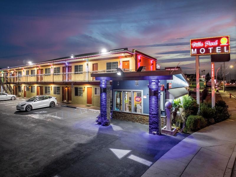 Orange Villa Park Motel
