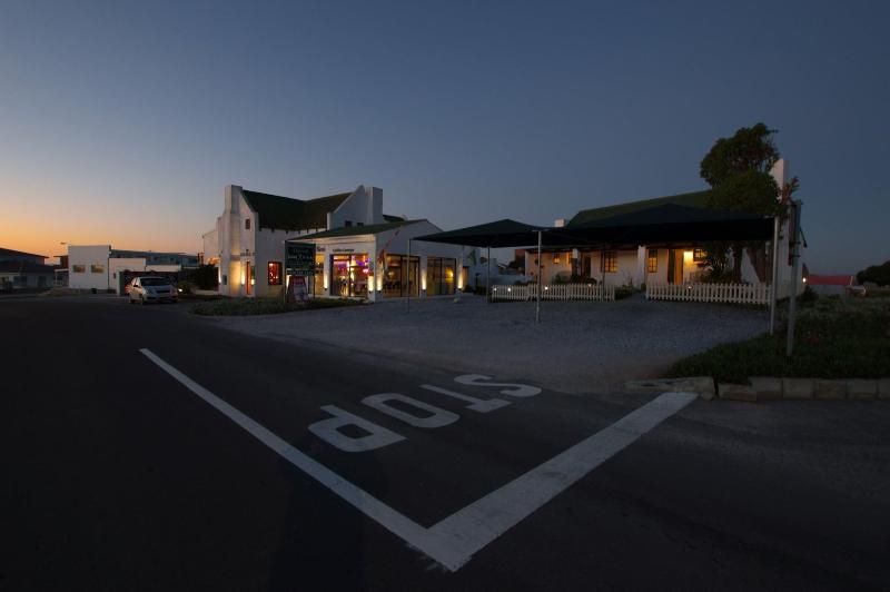 Kaijaiki Country Inn And Restaurant