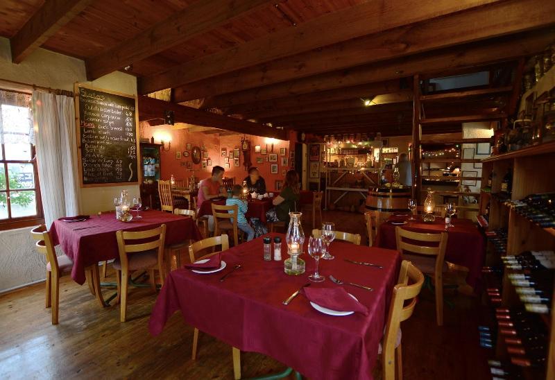 Kaijaiki Country Inn And Restaurant