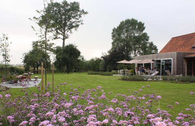 B&B Buytenshuys image
