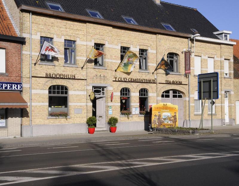 Scooterverhuur 't Oud Gemeentehuis Poelkapelle image