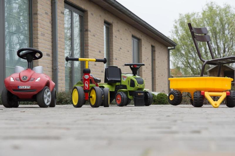 Scooterverhuur 't Oud Gemeentehuis Poelkapelle image
