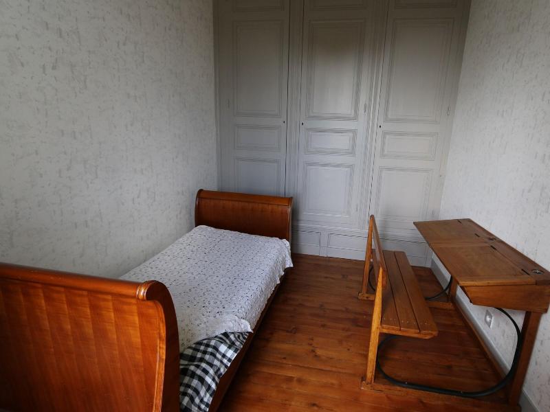 Le Petit Chateau Des Cedres image