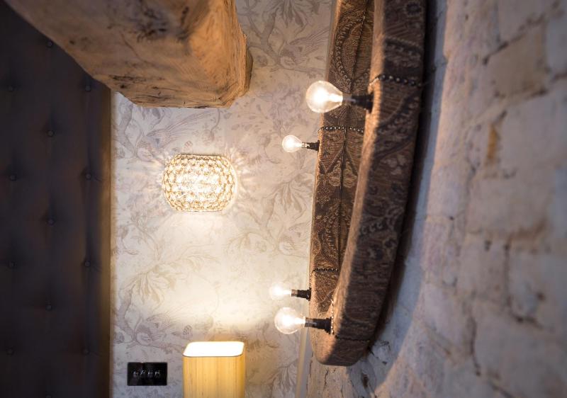 The White Hart Hotel image